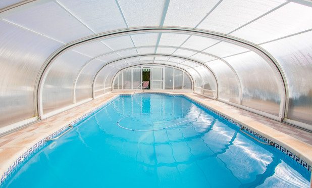 Resale - Finca / Country Property - Alicante