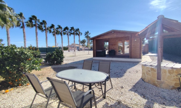 Resale - Villa - El Mudamiento