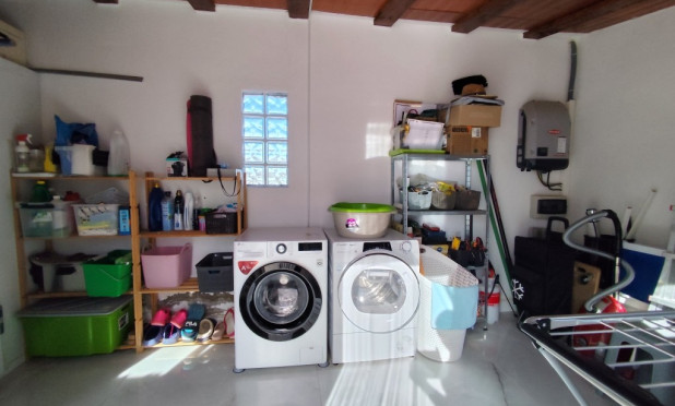 Resale - Villa - El Mudamiento