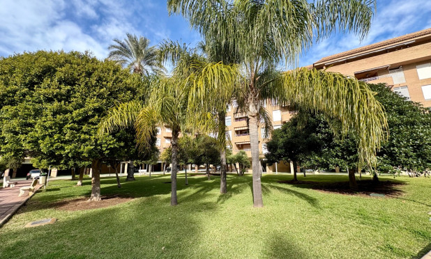 Resale - Apartment / flat - Denia - Port