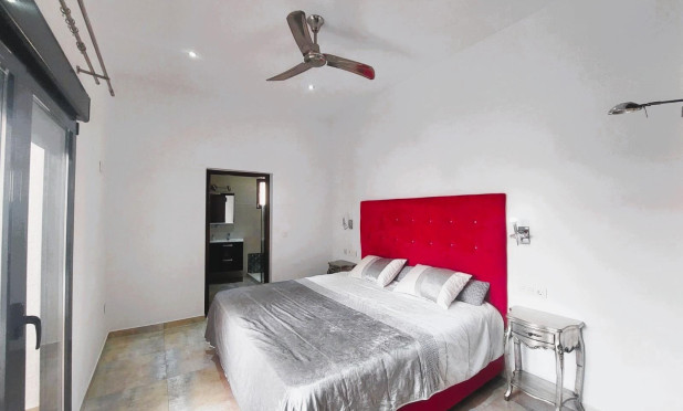 Resale - Villa - Pilar de la Horadada - Torre De La Horadada