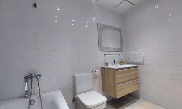 Resale - Villa - Pilar de la Horadada - Torre De La Horadada