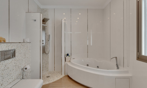 Resale - Villa - Benissa - Benisa