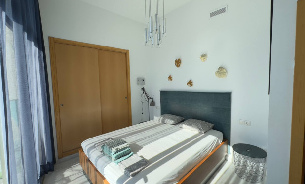 Resale - Apartment / flat - Benidorm - Levante