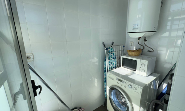 Resale - Apartment / flat - Benidorm - Levante