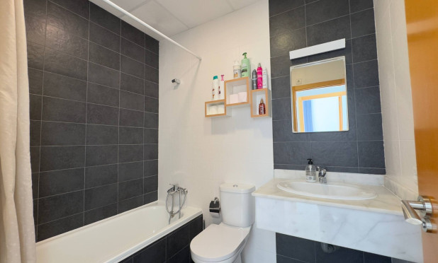 Resale - Apartment / flat - Benidorm - Levante