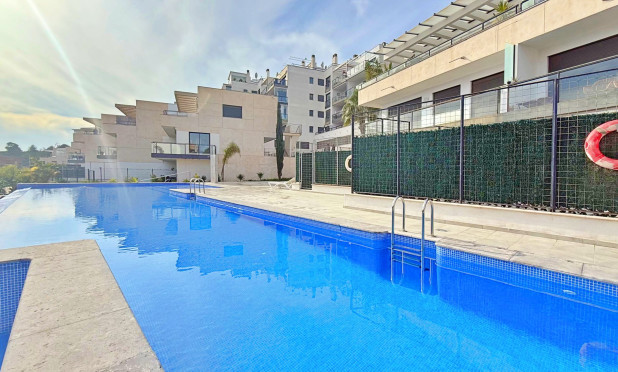 Resale - Apartment / flat - Orihuela Costa - Campoamor
