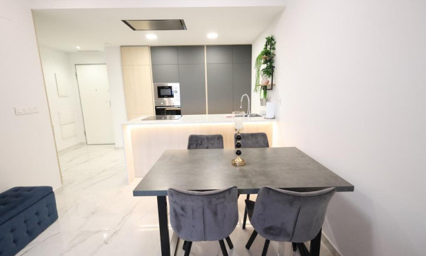 Resale - Apartment / flat - Orihuela Costa - Punta Prima