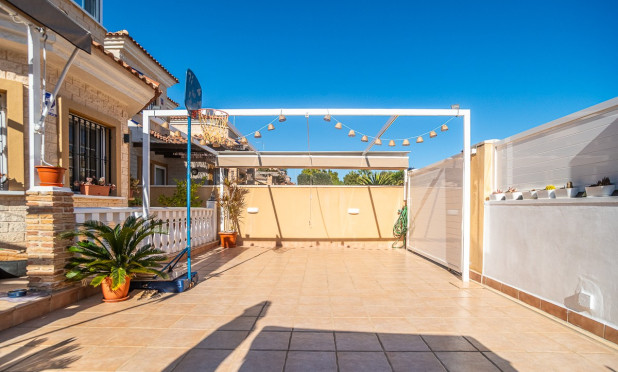 Resale - Villa - Guardamar del Segura - EL RASO