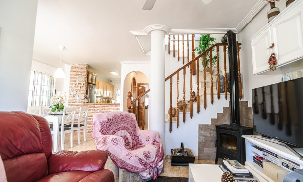 Resale - Villa - Guardamar del Segura - EL RASO