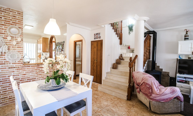 Resale - Villa - Guardamar del Segura - EL RASO