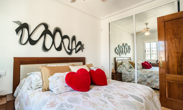 Resale - Villa - Guardamar del Segura - EL RASO