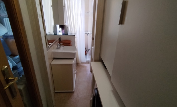 Resale - Apartment / flat - Benidorm - Levante