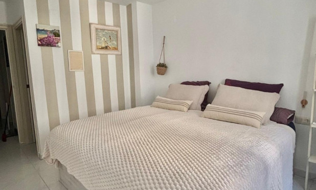 Odsprzedaż - Mieszkanie w bloku - Altea