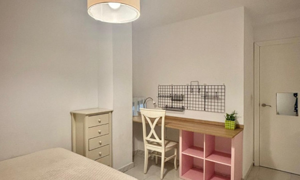 Odsprzedaż - Mieszkanie w bloku - Altea