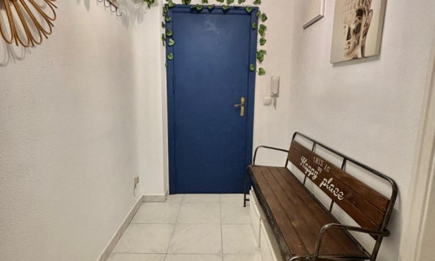 Odsprzedaż - Mieszkanie w bloku - Altea