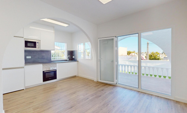 Resale - Townhouse - San Miguel de Salinas - BLUE LAGOON