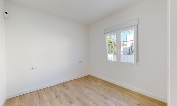 Resale - Townhouse - San Miguel de Salinas - BLUE LAGOON