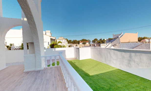 Resale - Townhouse - San Miguel de Salinas - BLUE LAGOON