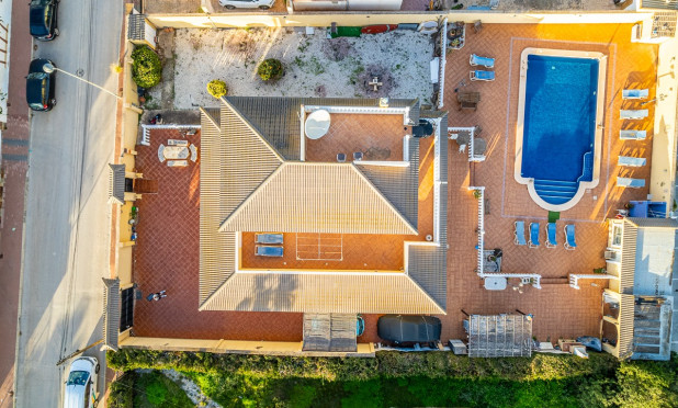 Revente - Villa - Torrevieja - Los Balcones