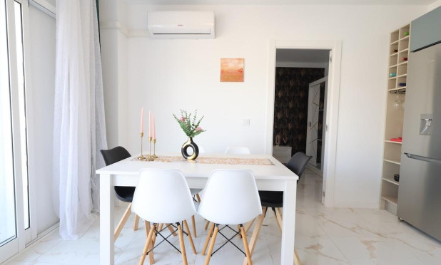 Revente - Appartement - Torrevieja - La Mata