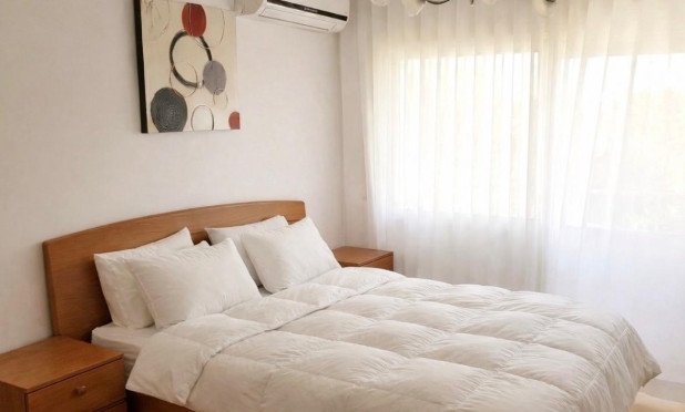 Odsprzedaż - Mieszkanie w bloku - Altea