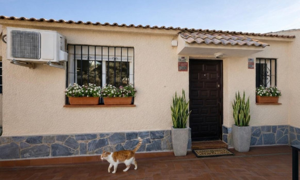 Odsprzedaż - Mieszkanie w bloku - Altea