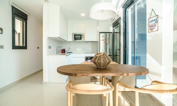 Revente - Appartement - Torrevieja - Calas Blancas