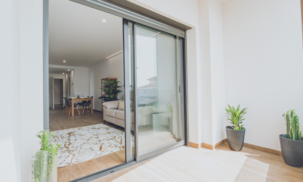 Obra nueva - Apartamento / piso - Redován