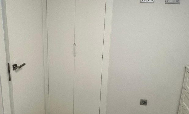 Revente - Appartement - Torrevieja - Calas Blancas