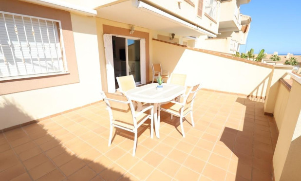 Resale - Apartment / flat - Orihuela Costa - Campoamor