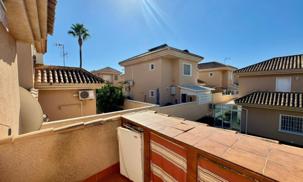 Resale - Villa - Torrevieja - Los Altos