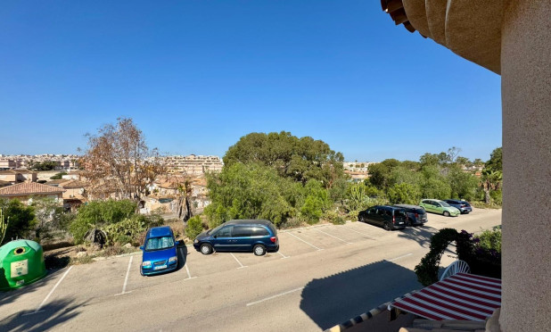 Resale - Villa - Torrevieja - Los Altos