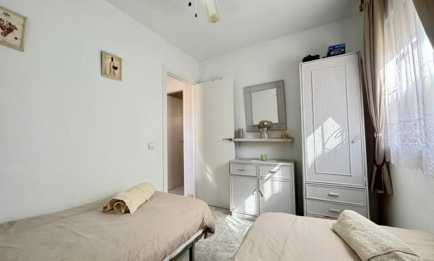 Resale - Villa - Torrevieja - Los Altos