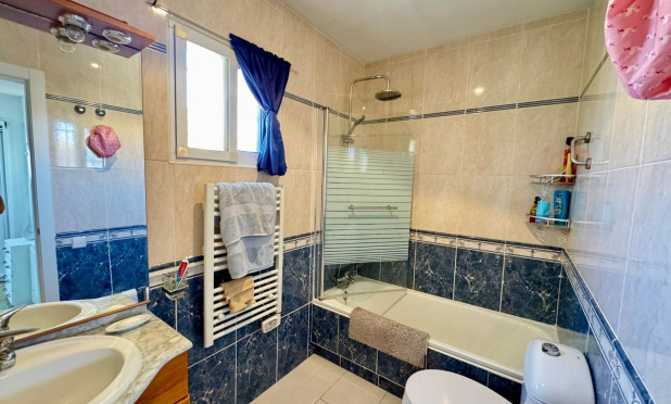 Resale - Villa - Torrevieja - Los Altos