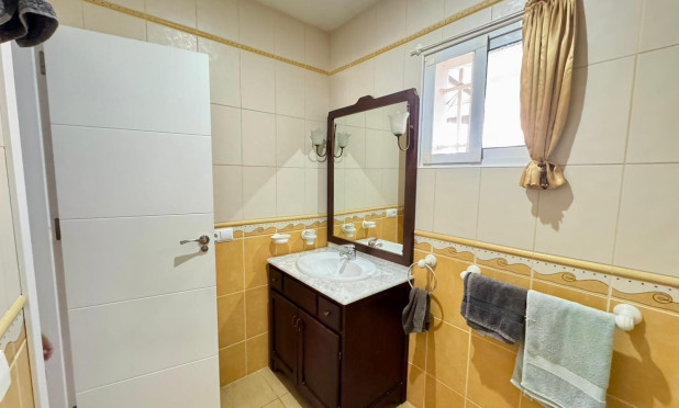 Resale - Villa - Torrevieja - Los Altos