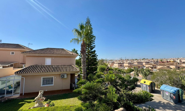 Resale - Villa - Torrevieja - Los Altos