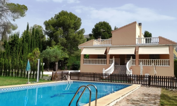 Resale - Villa - Muro de Alcoy