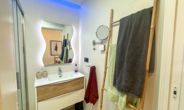 Reventa - Apartamento / piso - Torrevieja - Los Balcones