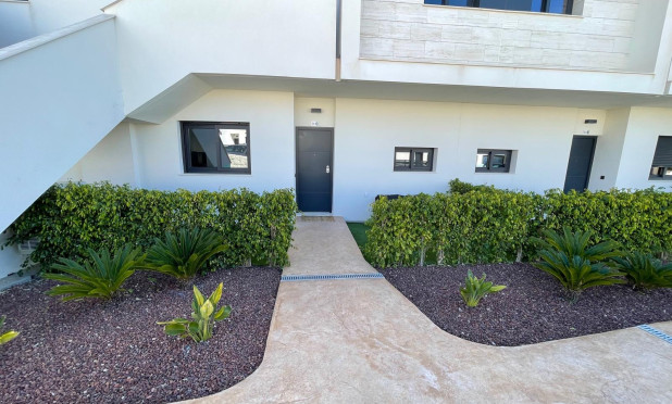 Reventa - Apartamento / piso - Pilar de la Horadada - Lo Romero Golf