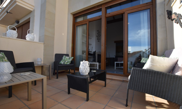 Odsprzedaż - Kamienica - Algorfa - La Finca Golf