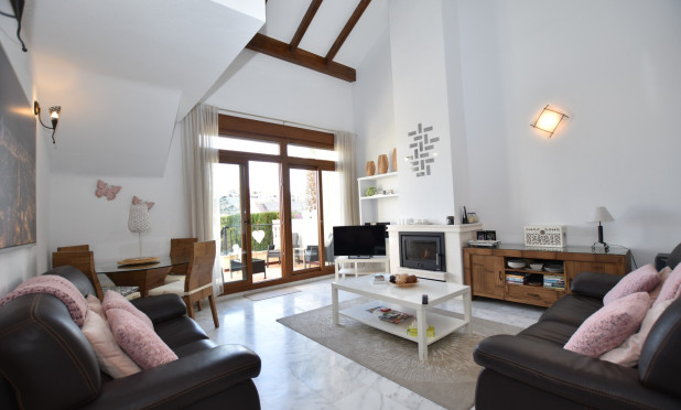 Odsprzedaż - Kamienica - Algorfa - La Finca Golf