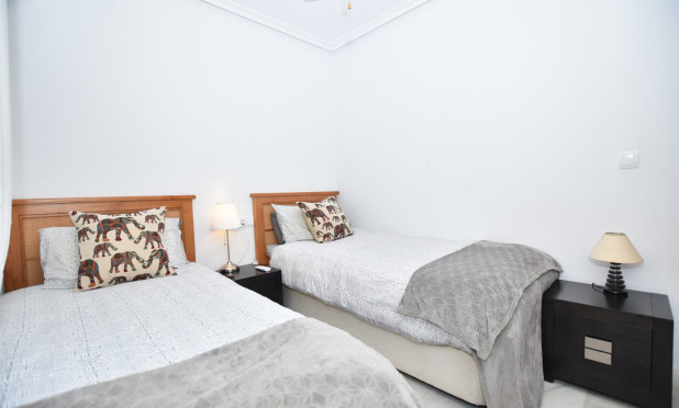 Odsprzedaż - Kamienica - Algorfa - La Finca Golf