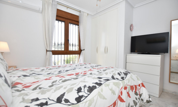 Odsprzedaż - Kamienica - Algorfa - La Finca Golf