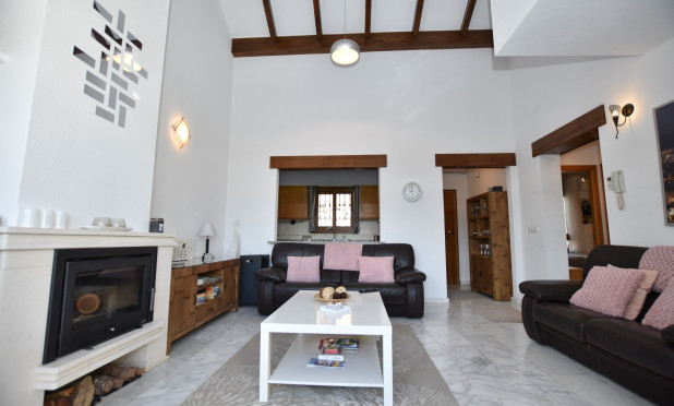 Odsprzedaż - Kamienica - Algorfa - La Finca Golf