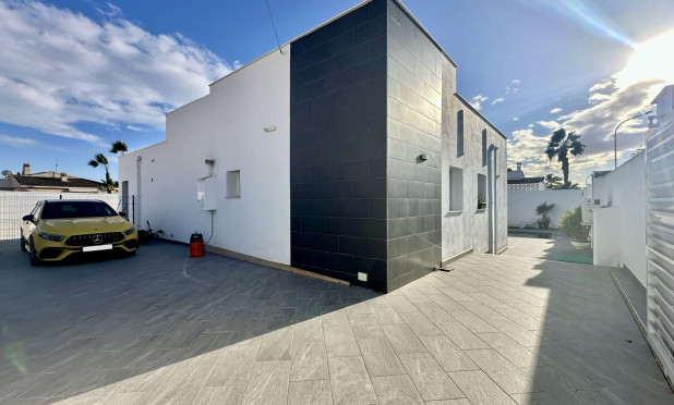 Wiederverkauf - Villa - Rojales - Ciudad Quesada