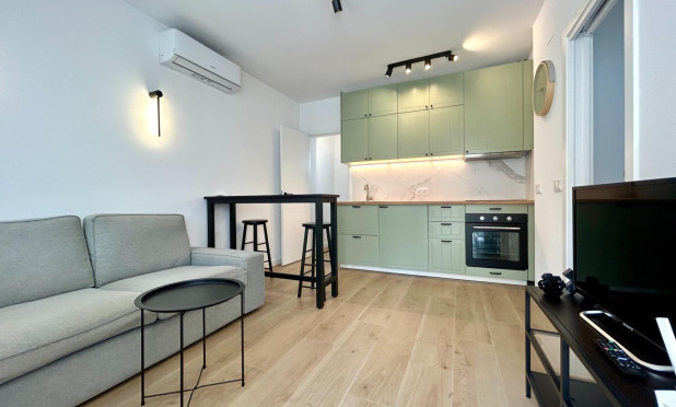 Resale - Apartment / flat - San Miguel de Salinas - Las filipinas