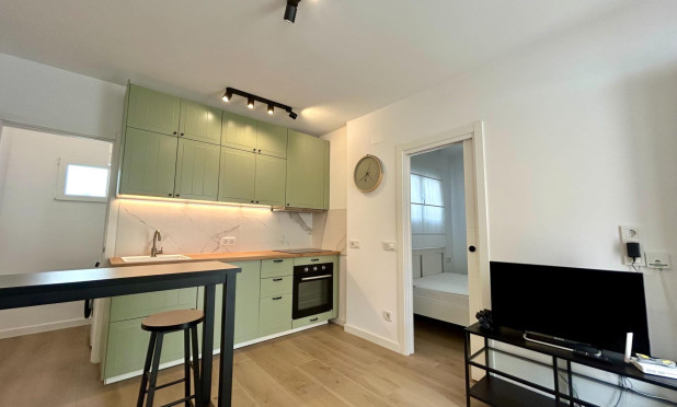 Resale - Apartment / flat - San Miguel de Salinas - Las filipinas