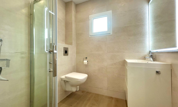 Resale - Apartment / flat - San Miguel de Salinas - Las filipinas