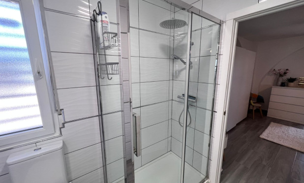 Odsprzedaż - Finca / Nieruchomość wiejska - Elche - La Marina